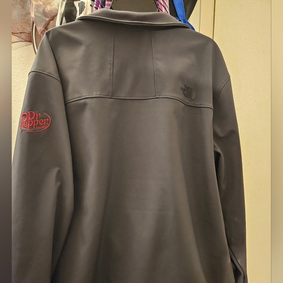 The North Face Men's Dark Gray Performance Jacket - Picture 4 of 6